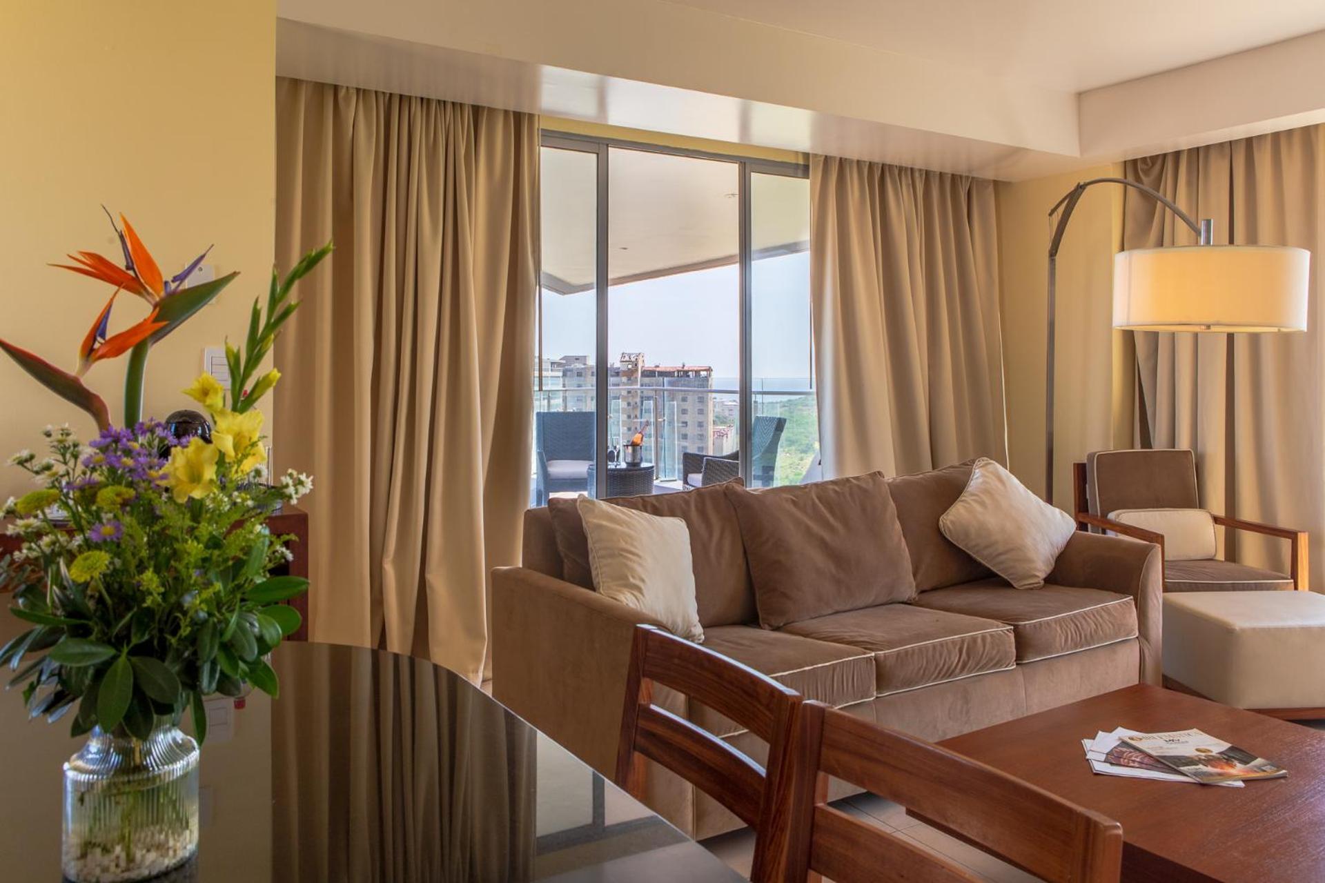 Sunsol Unik Luxury Hotel Porlamar Exterior foto